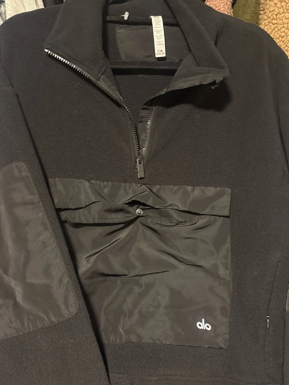 ALO Yoga Black Lightweight Quarter-Zip Pullover Jacket